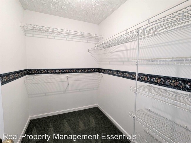 Building Photo - 2 br, 2 bath House - 526 Kennington Rd