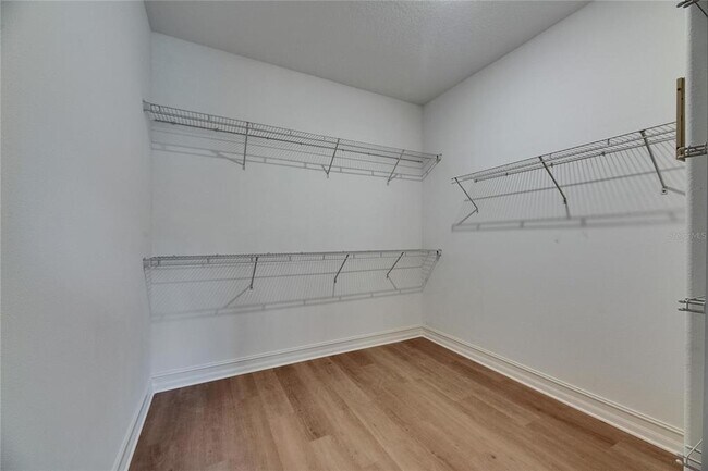 Building Photo - 4899 Isola Ct