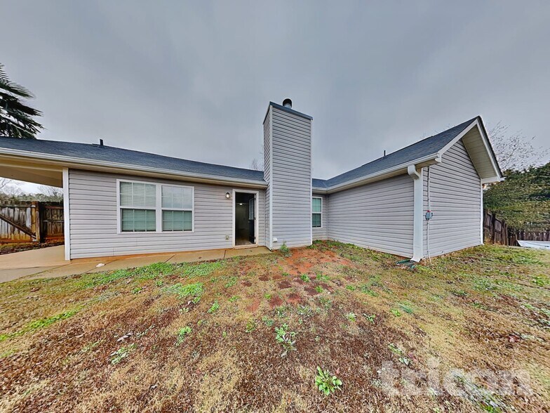 Building Photo - 1528 Cardinal Ln