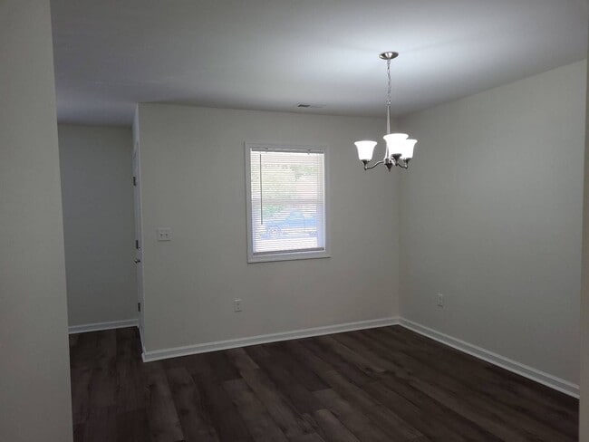 Building Photo - 6032 Brookwood Dr