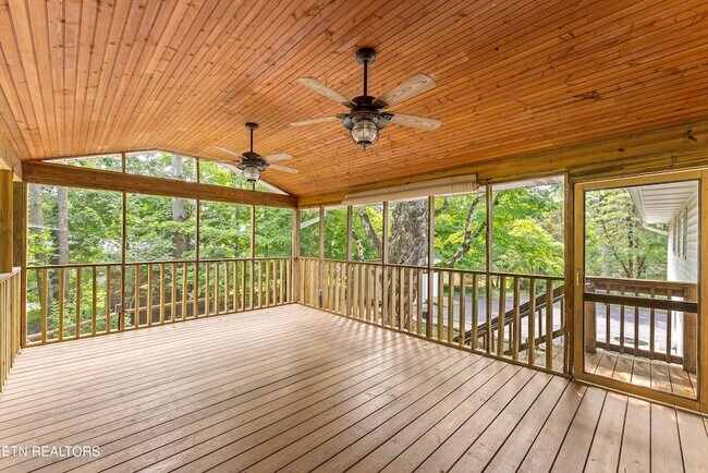 Building Photo - 9528 Gulf Park Dr