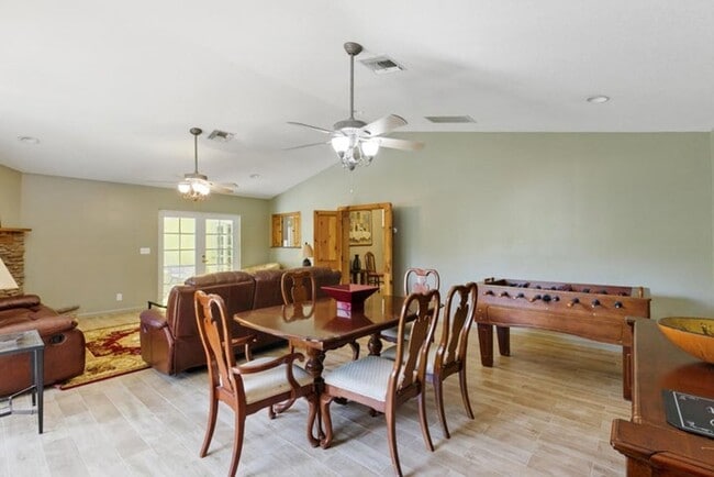 Building Photo - 14846 61st Ct N