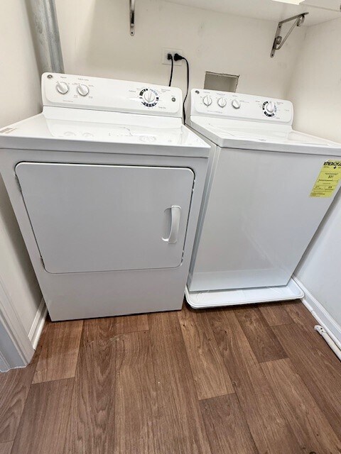 Building Photo - 238 E Irving Park Rd