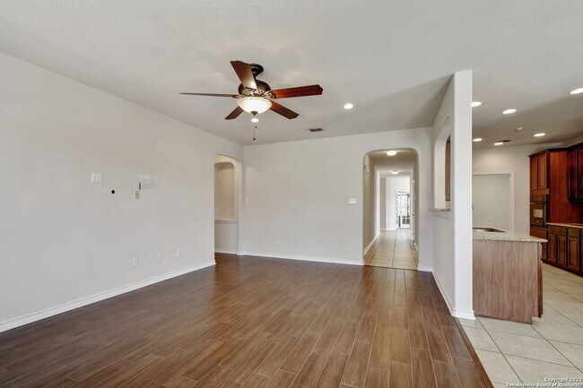 Building Photo - 26207 Lost Creek Way