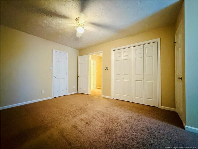 Building Photo - 3517 Grenedine Dr