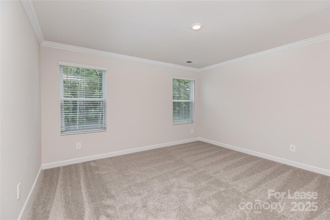 Building Photo - 4135 Smt Wds Dr