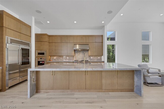 Building Photo - 4803 Verde Bloom St
