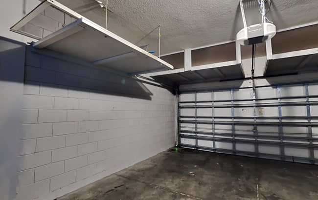 Building Photo - 9068 Shepton St