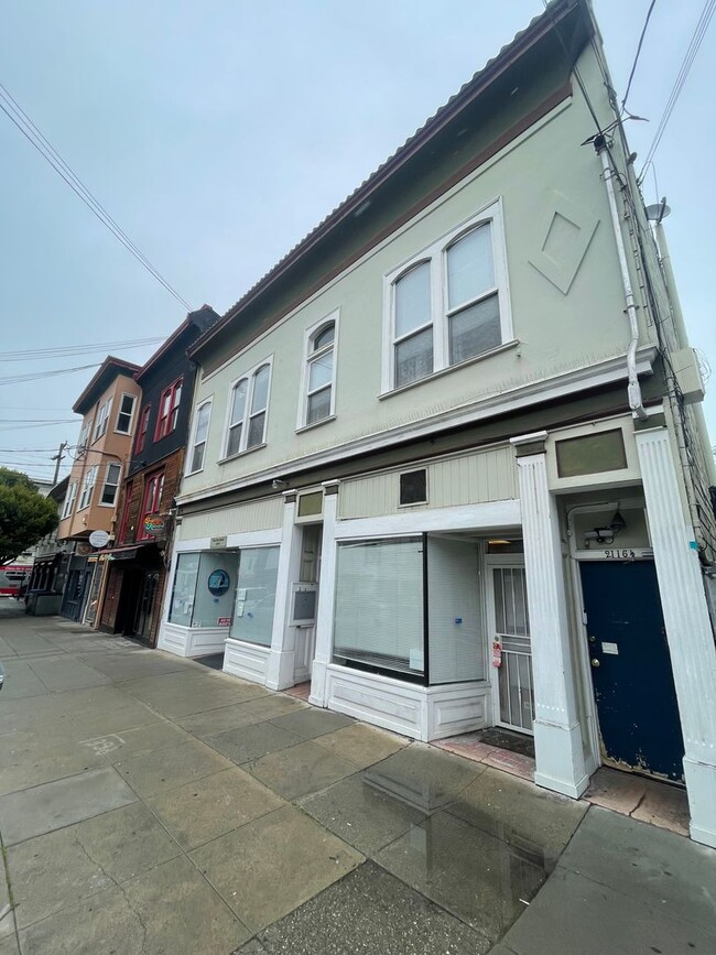 Building Photo - 2116-2118 Greenwich Street