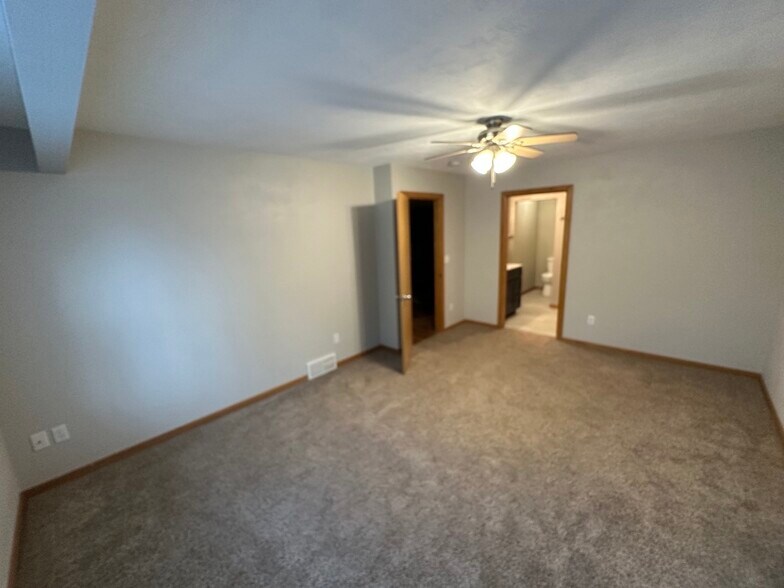 12' x 17' Master with En Suite - 325 Cordy Lane