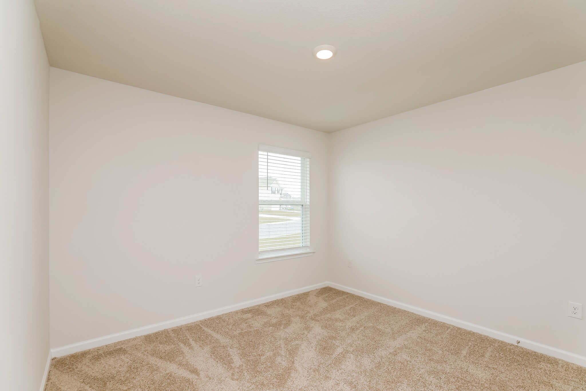 Building Photo - 5816 Tiagra Dr