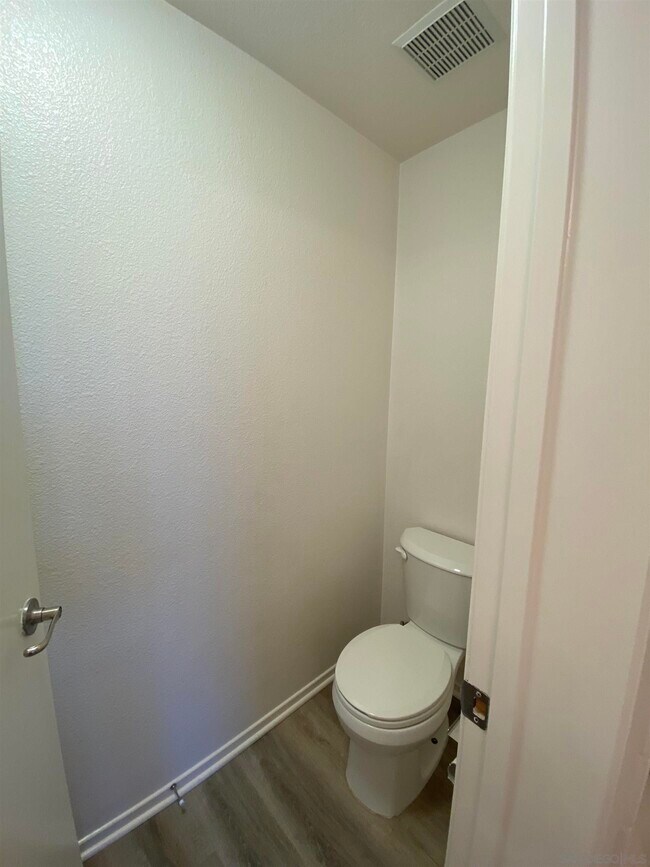 Building Photo - 1344 Paizay Pl