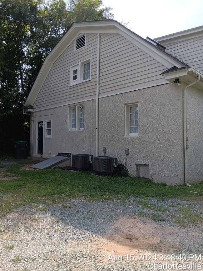 Building Photo - Student Housing for 2026-2027