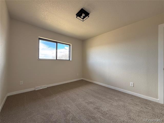 Building Photo - 243 Vance St