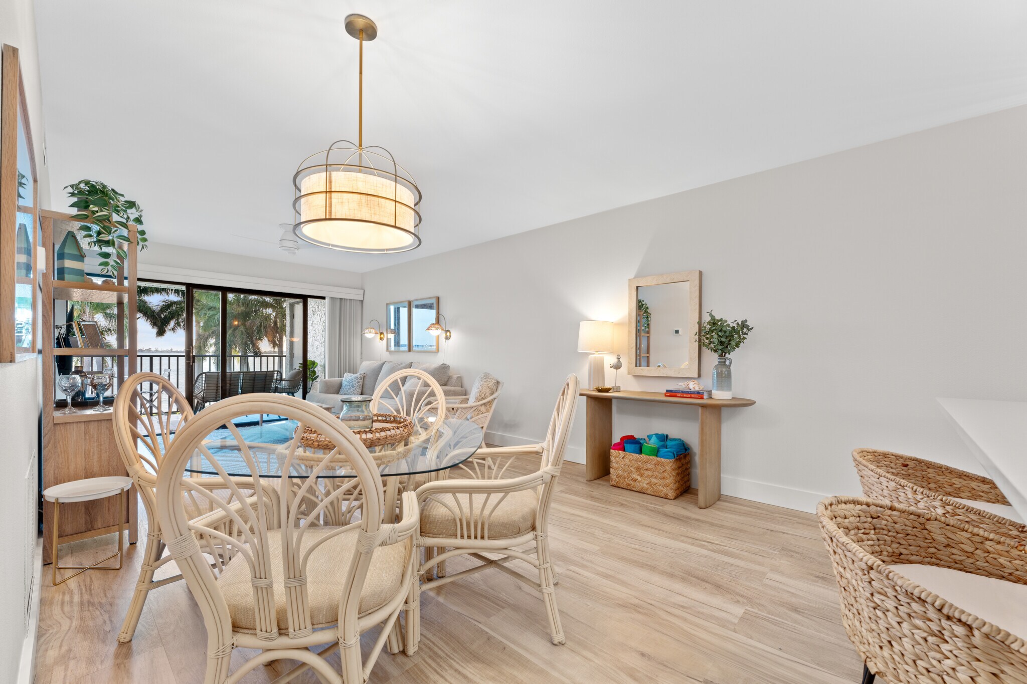Building Photo - 6287 Bahia del Mar Cir