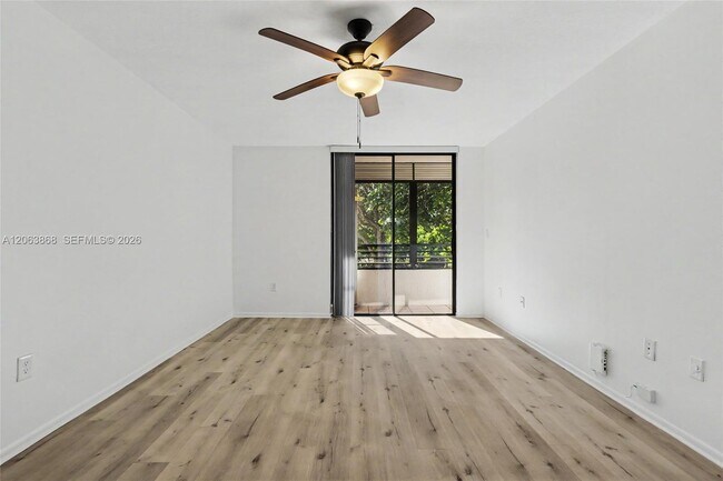 Building Photo - 1410 Sheridan St