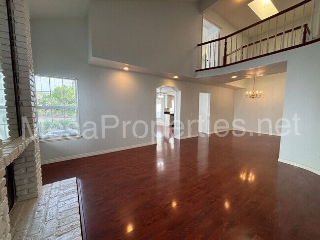 Building Photo - 20815 E Rocky Point Ln