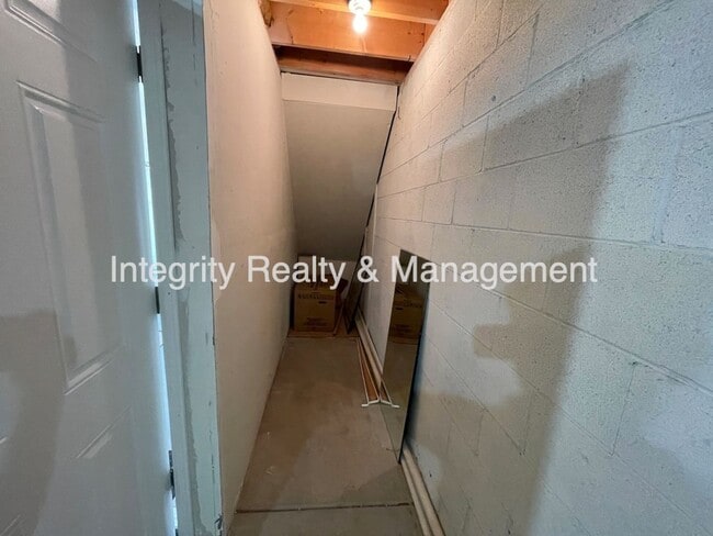 Building Photo - 1811 S Quebec Way