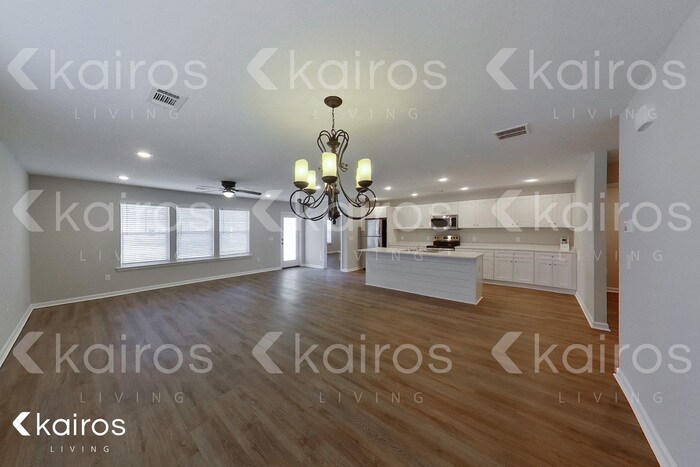 Building Photo - 11 Cottage Grove Dr