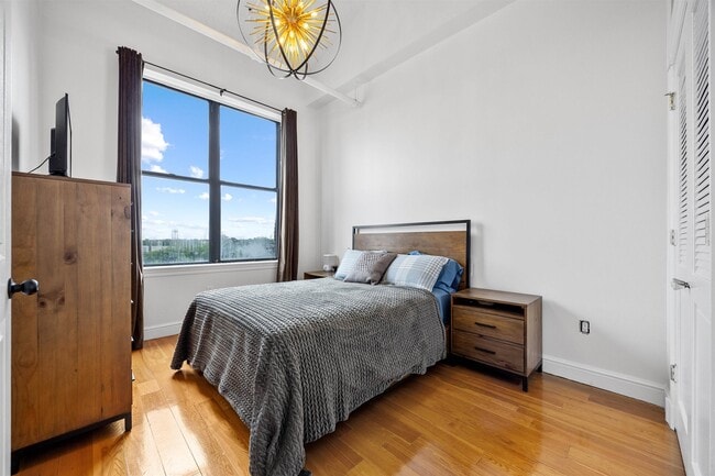 Building Photo - 300 Communipaw Ave