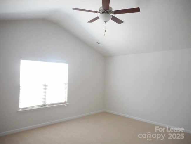Building Photo - 9339 Arbor Creek Dr