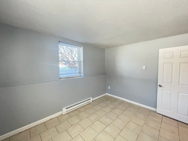 Building Photo - 181 Loudon Rd