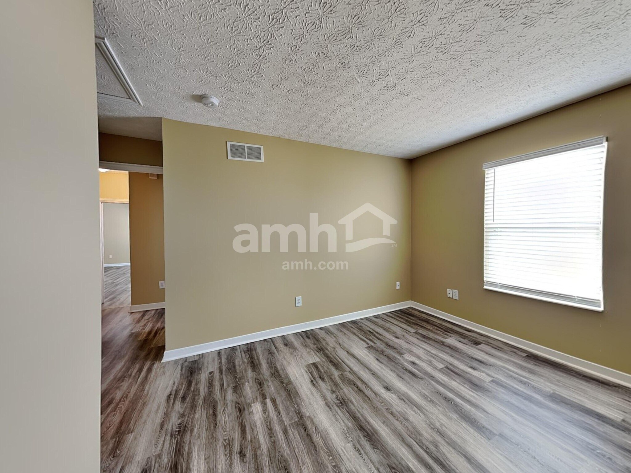 Building Photo - 4433 Greensbury Dr