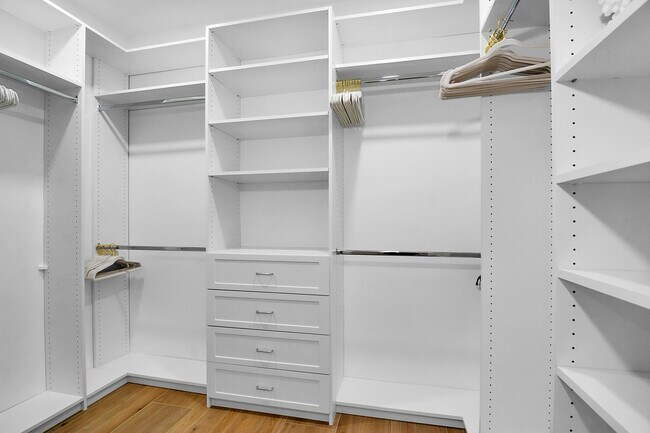 Building Photo - 201 Ryder Cup Cir S