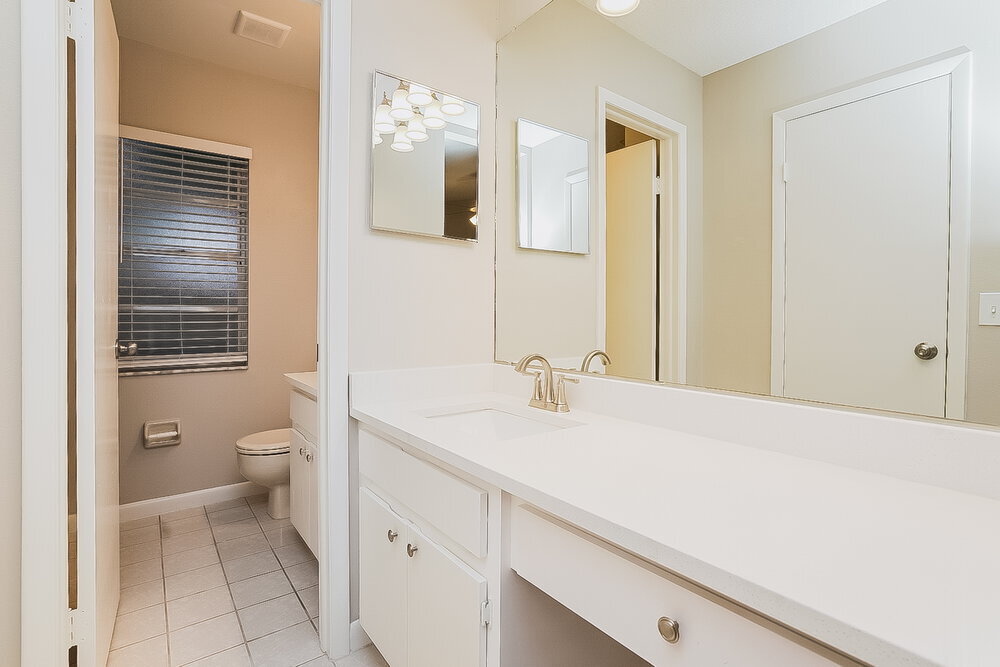 Building Photo - 24734 Silversmith Dr