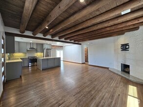 Building Photo - 127 Sereno Dr