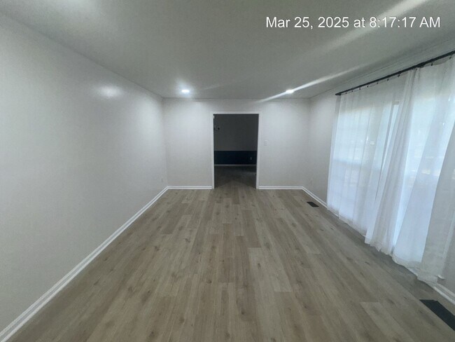 Building Photo - 3806 Airedale Ct