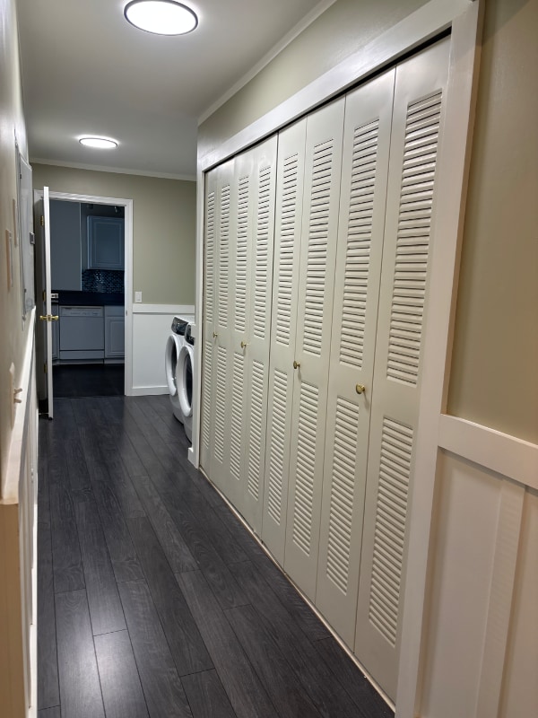 Building Photo - 1 Adler Park Dr W