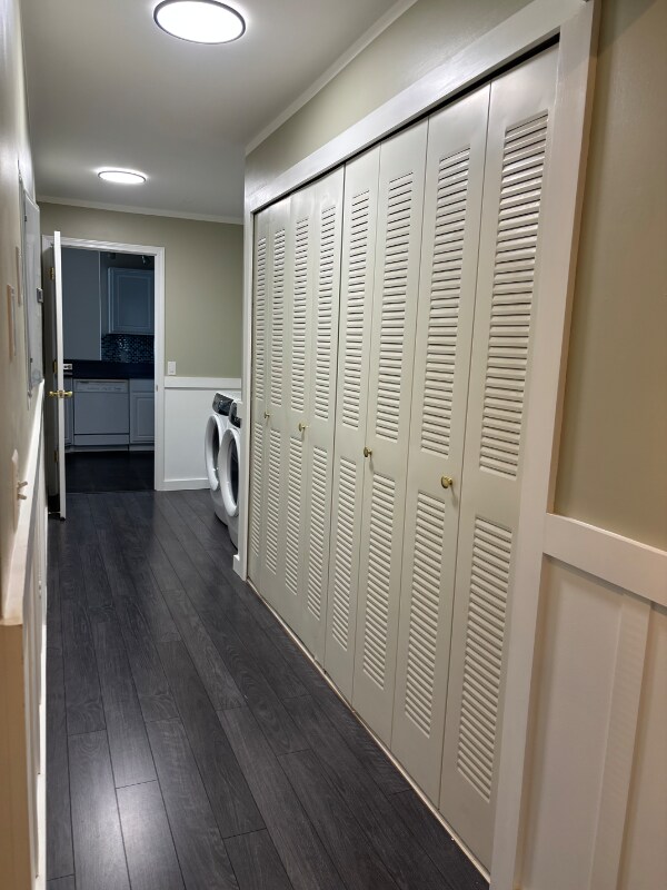 Building Photo - 51780 Adler Park Dr W