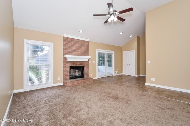 Building Photo - 1200 Goshen Ln
