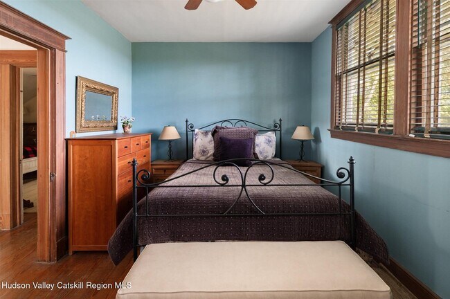 Building Photo - 703 Church Ave