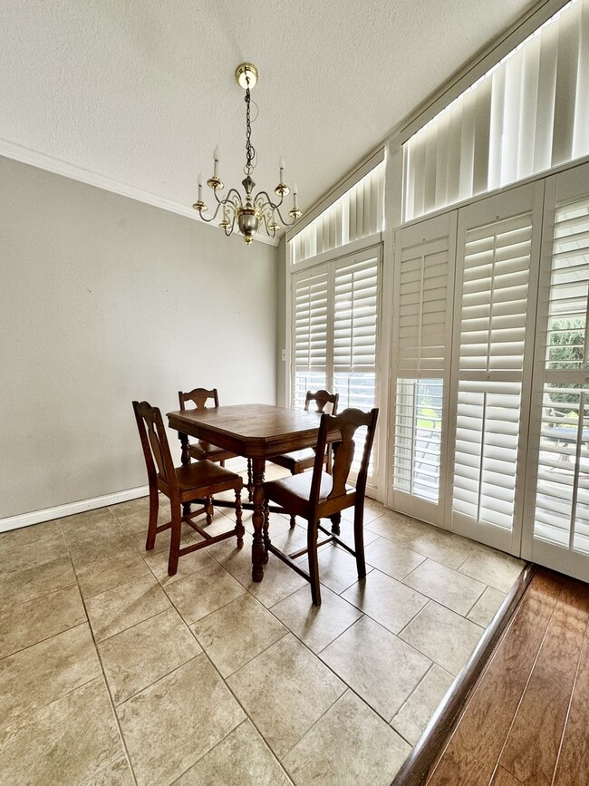 Building Photo - 4316 El Rancho Dr