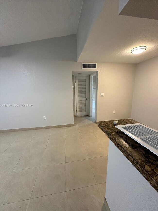 Building Photo - 10581 SW 155th Ct