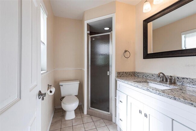 Building Photo - 5846 Deer Hollow Ln E