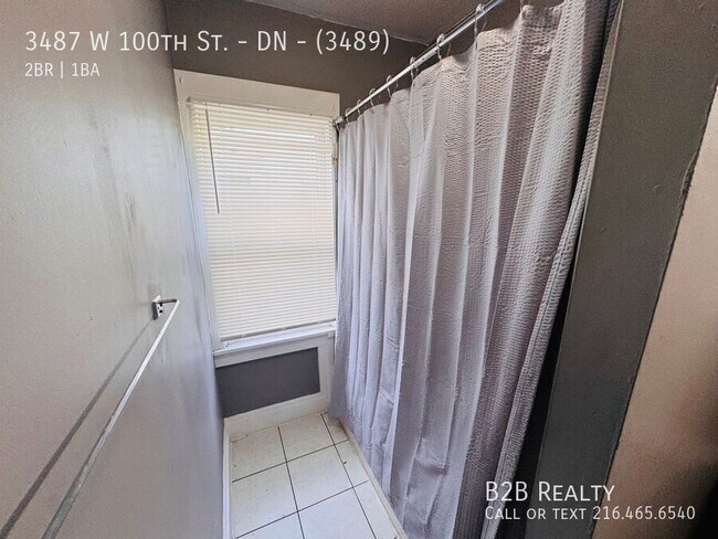 Building Photo - 3487 W 100th St