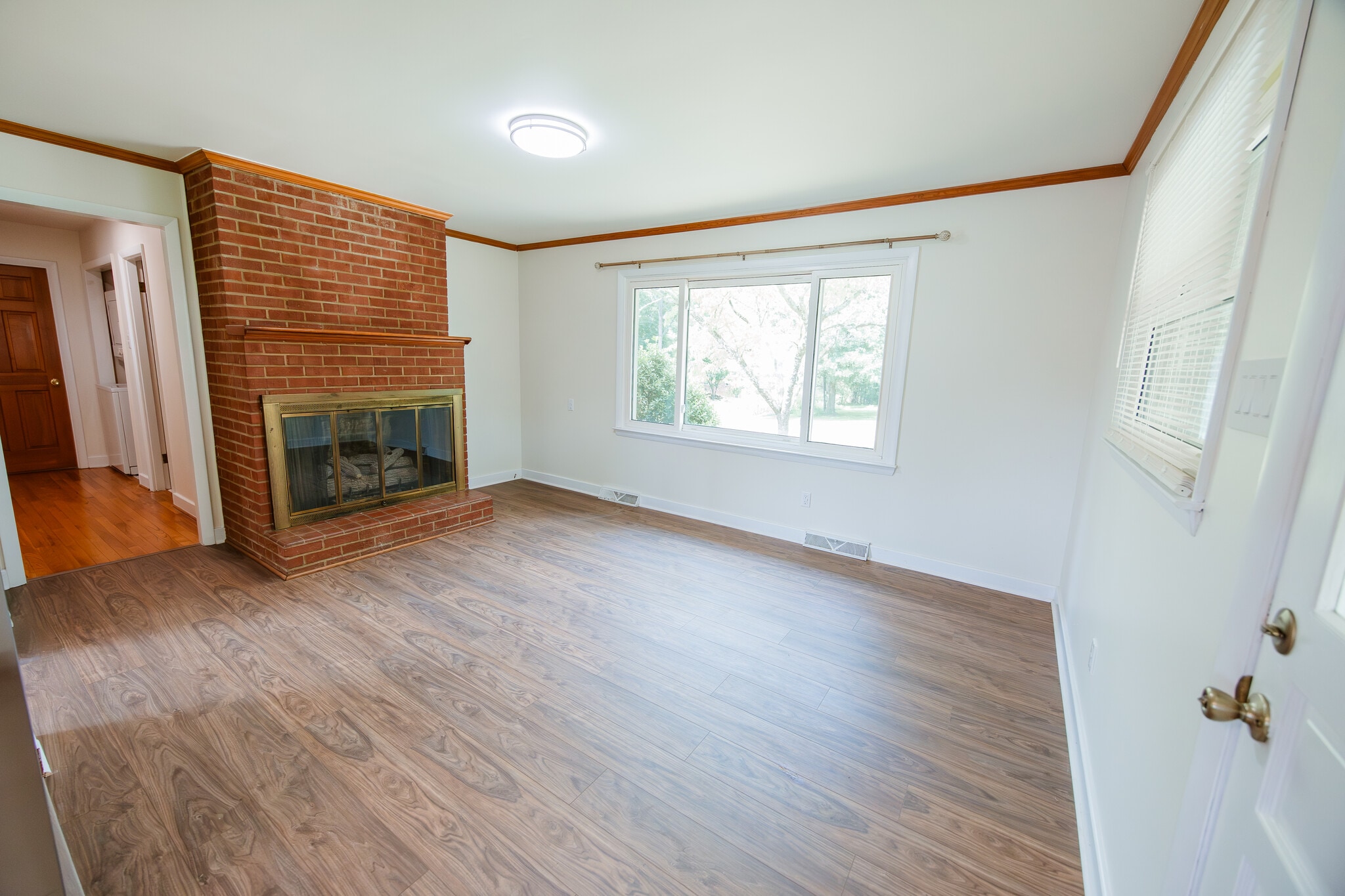 Building Photo - 120 Brooks St