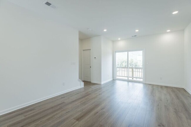 Building Photo - 4186 Tillie Cir