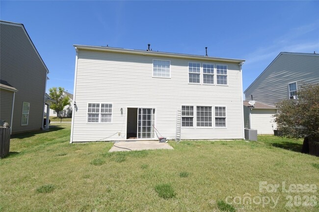 Building Photo - 3017 Azalea Hills Dr