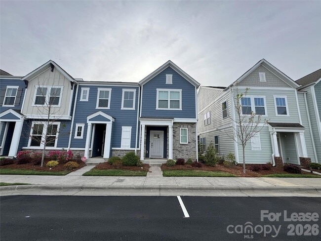 Building Photo - 335 Ladybird Ln