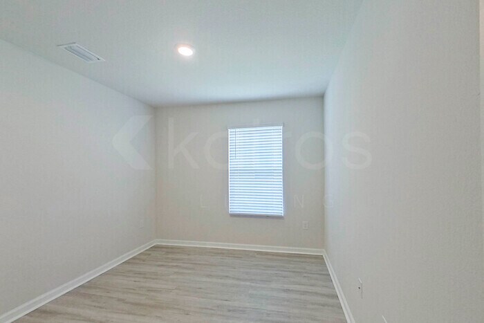 Building Photo - 4746 Malay Cir