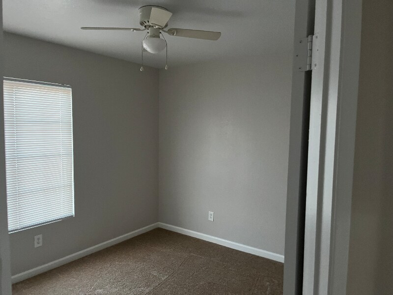 Building Photo - 10679 Villa St