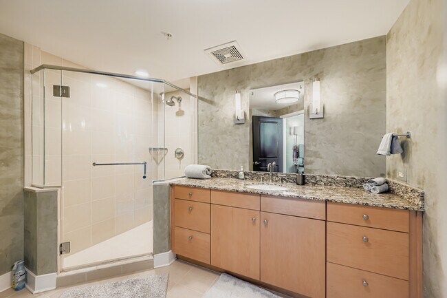 Building Photo - 675 President St