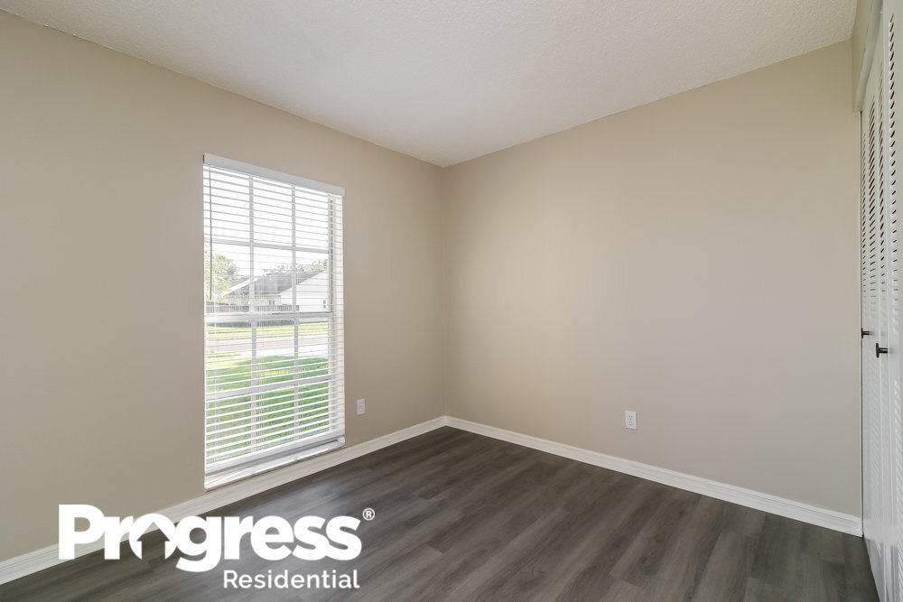 Building Photo - 1670 Palm Leaf Dr