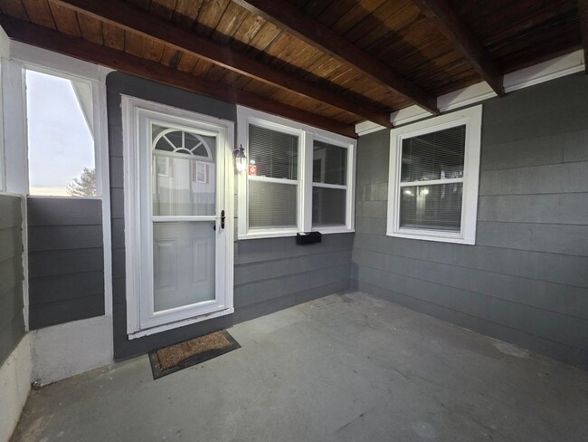 Building Photo - 116 Sixth Avenue