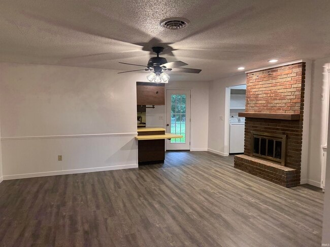 Building Photo - 12616 Stellhorn Rd