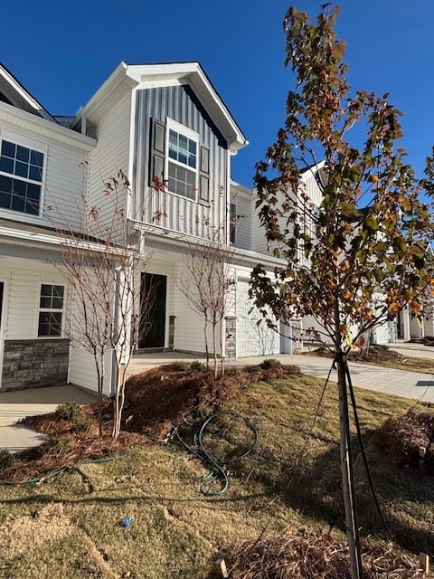 Building Photo - 304 Detroit Ln